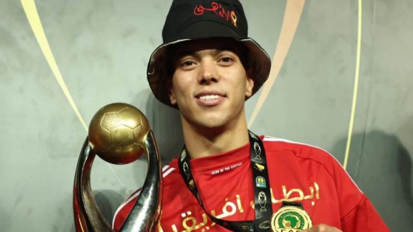 إمام عاشور مع الأهلي