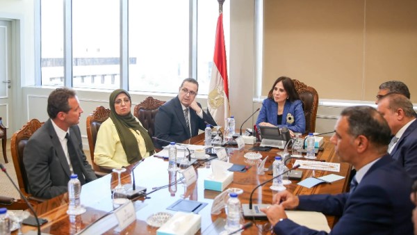 وزيرة الإسكان والمرافق والمجتمعات العمرانية
