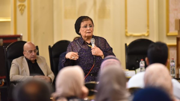 الدكتورة عبلة الألفي نائب وزير الصحة