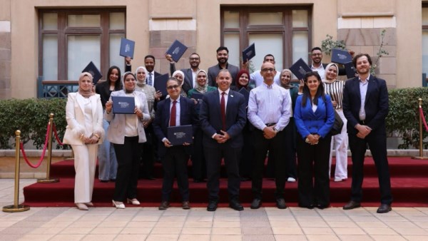 الصحة والجامعة الأمريكية 
