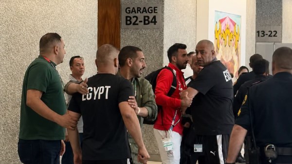 مشادة إبراهيم حسن في فندق إقامة المنتخب