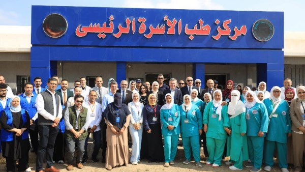 وفد رفيع المستوى من البنك الدولي يزور مركز طب الأسرة الرئيسي بجامعة قناة السويس