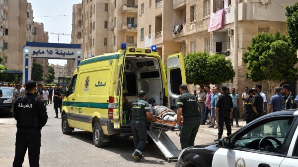 شاب يتخلص من الده طعنا بسكين بسبب خلاف على 100 جنيه في 15 مايو
