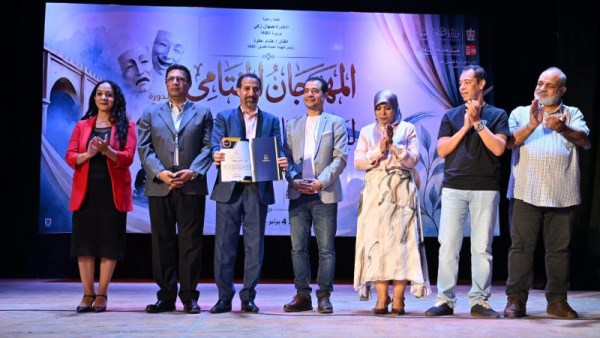فرق الأقاليم المسرحية 