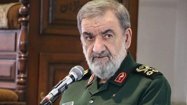 محسن رضائي المستشار العسكري للمرشد الأعلى الإيراني