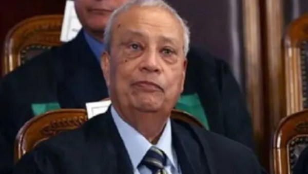 عاطف عبيد رئيس وزرا مصر الأسبق 