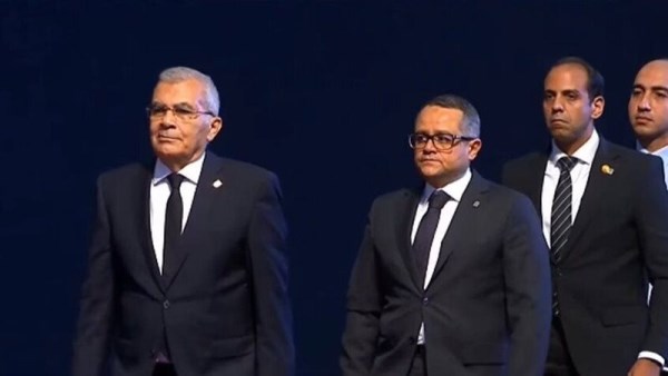 وفد مصري بإيران لتقديم واجب العزاء في مجتبى خامنئي