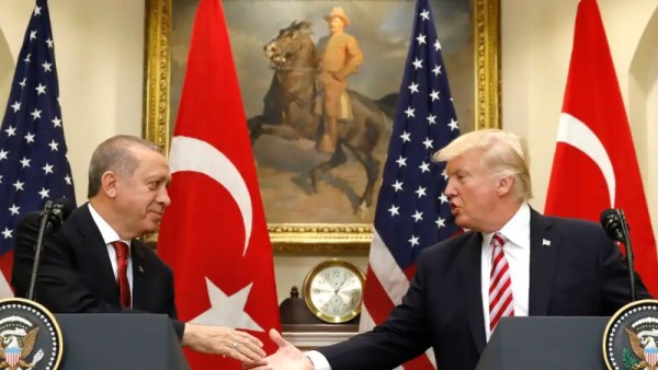 الرئيس الأمريكي دونالد ترامب والرئيس التركي أردوغان