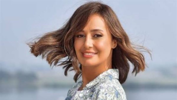 الفنانة حلا شيحة