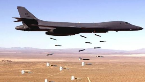 قاذفات "B-1"