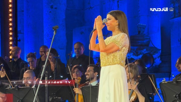 الفنانة ماجدة الرومي 
