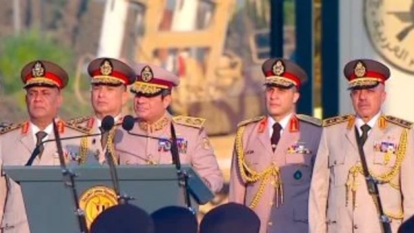 عرض فيلم تسجيلي عن أبطال وقادة القوات المسلحة