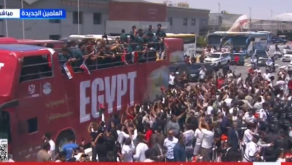 استقبال بعثة منتخب مصر 