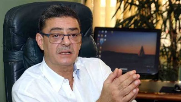 محمود طاهر 