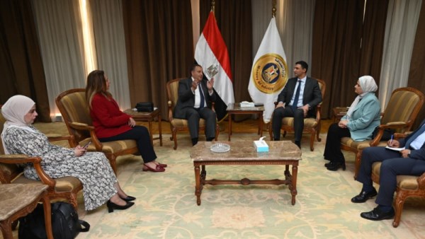 وزير الصناعة 