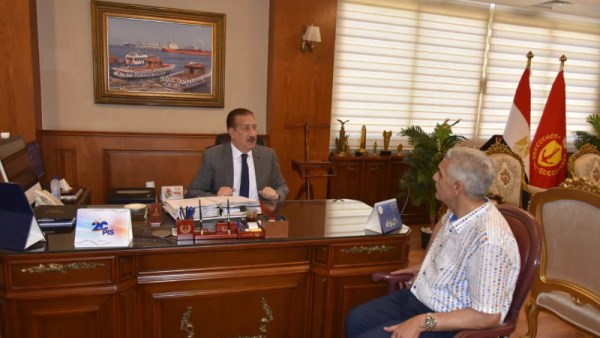 محافظ بورسعيد 