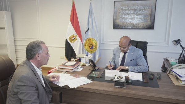 محافظ أسيوط 
