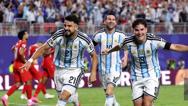 الأرجنتين ضد سويسرا