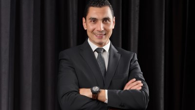 وزير الشباب والرياضة