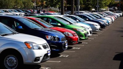 السيارات المستعملة - تعبيرية