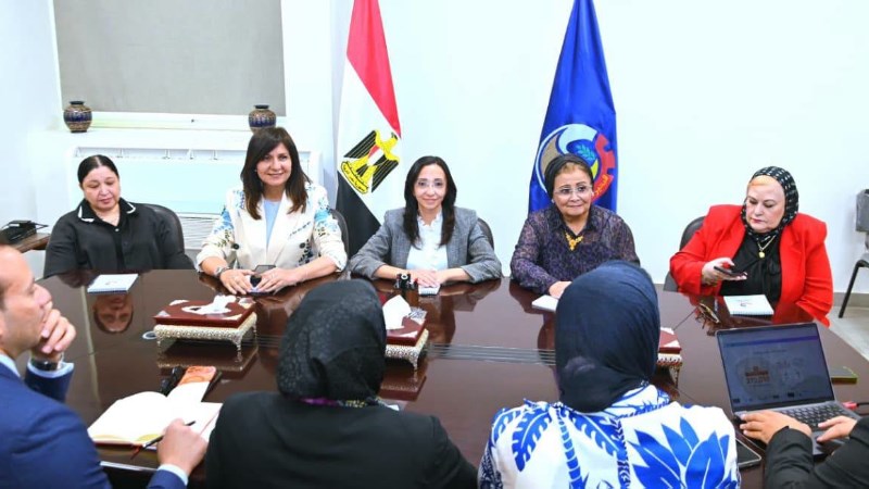 محافظ البحيرة 